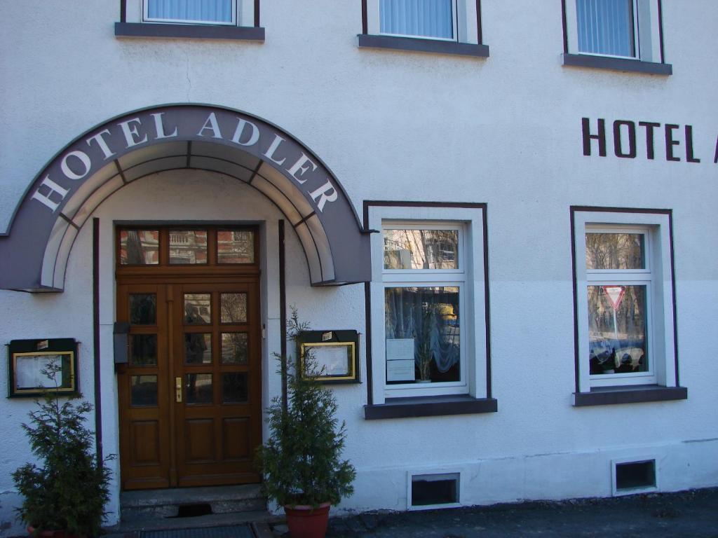رايشنباخ إم فوغتلاند Hotel-Restaurant-Adler المظهر الخارجي الصورة